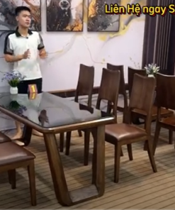 từ Thế Giới Bàn Ăn Gỗ mang đến hai lựa chọn hoàn hảo cho không gian phòng bếp. Bàn ăn có thiết kế chân chữ U nguyên khối